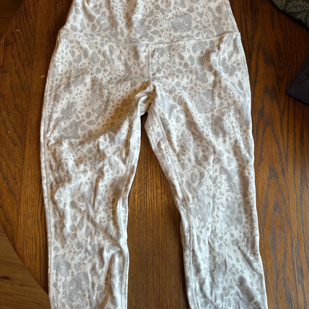 Lululemon Leopard Print Leggings